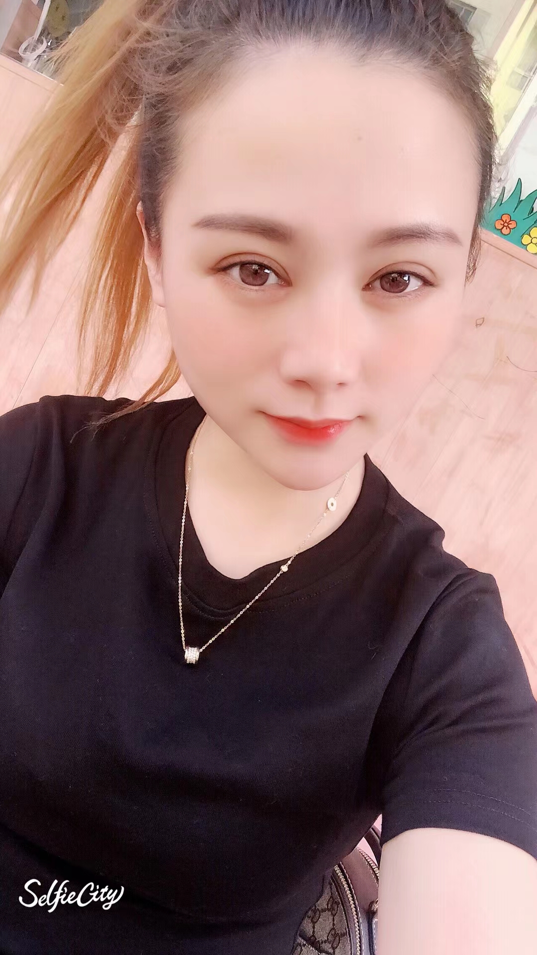 白领老婆跟外国佬的故事