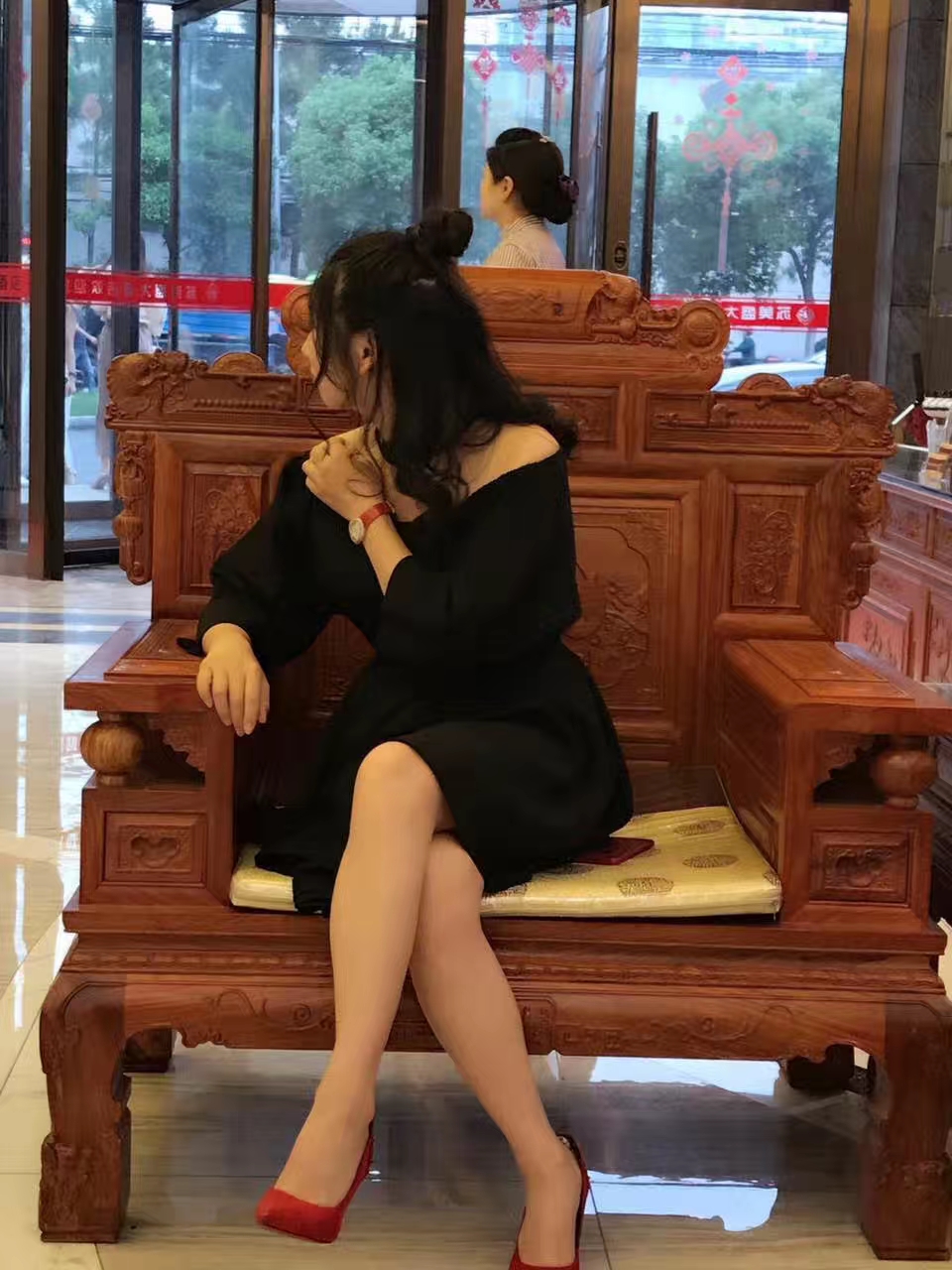 妈妈-你可是看着他长大的啊