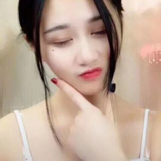 大姐二姐和妻子